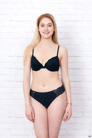 Original 3293 px/ 4939 px