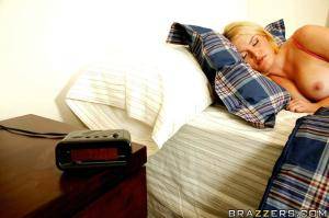 Original 900 px/ 599 px