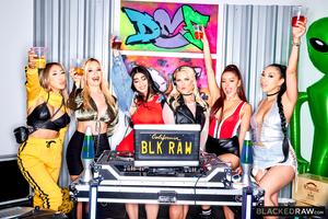 Original 2999 px/ 2000 px