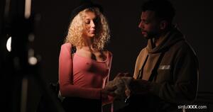 Original 5000 px/ 2637 px