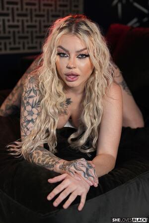 Original 3200 px/ 4800 px