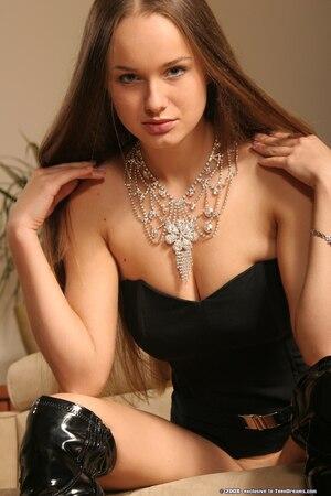 Original 1634 px/ 2452 px