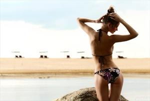 Original 3000 px/ 2009 px