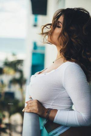 Original 683 px/ 1024 px