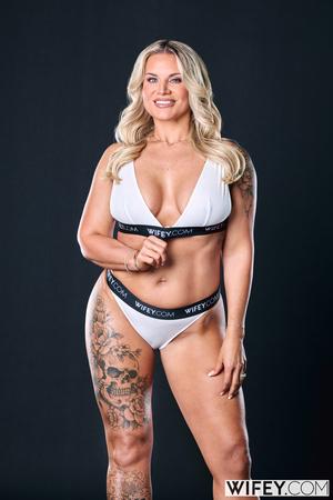 Original 2000 px/ 3000 px