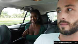 Original 2500 px/ 1406 px