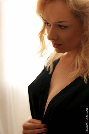 Original 854 px/ 1280 px