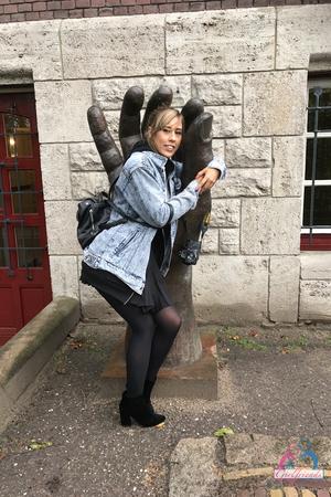 Original 2000 px/ 3000 px