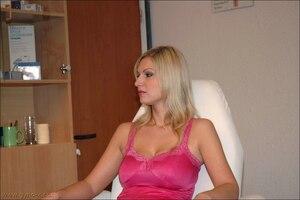 Original 1100 px/ 732 px