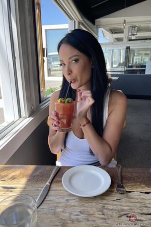 Original 2000 px/ 3000 px