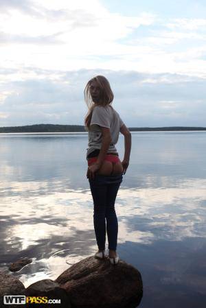 Original 1067 px/ 1600 px