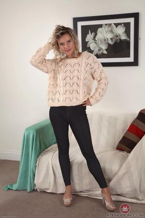 #ATKHairy Regina (Reg007) Set 329979