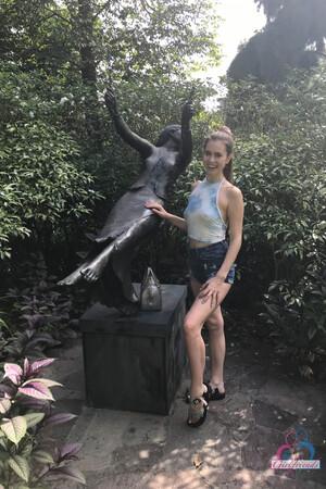 Original 2000 px/ 3000 px