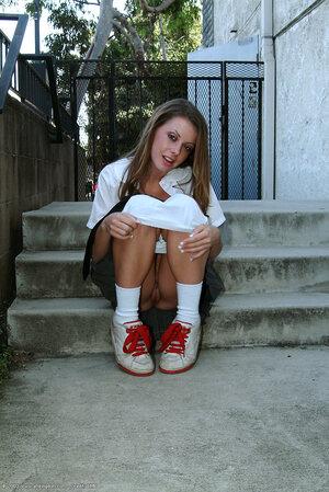 Original 684 px/ 1024 px