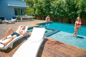 Original 2495 px/ 1663 px