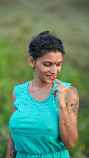 Original 2303 px/ 4096 px