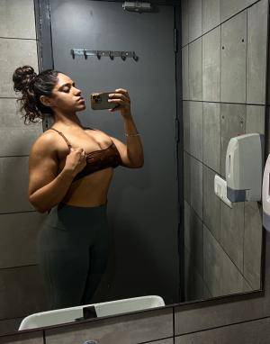 Original 1606 px/ 2048 px