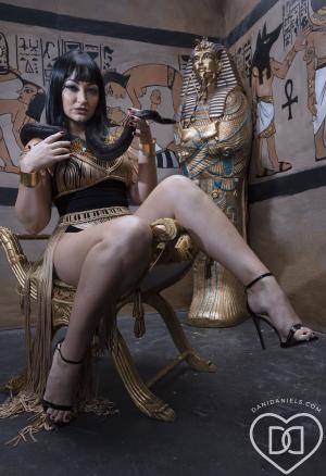 Original 5372 px/ 7849 px