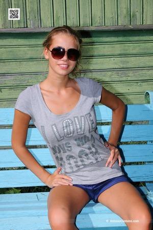 Original 907 px/ 1360 px