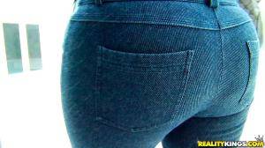 Original 864 px/ 486 px