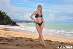 Original 2999 px/ 2000 px