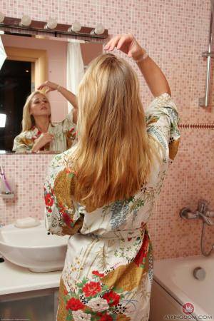 Original 2000 px/ 3000 px