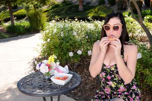 Original 2400 px/ 1594 px