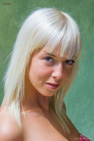 Original 850 px/ 1280 px