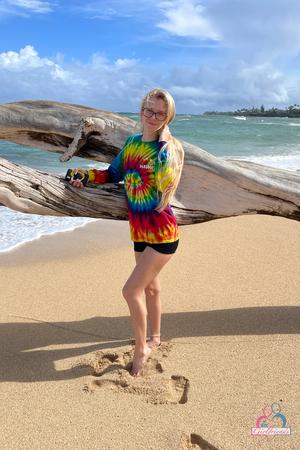 Original 2000 px/ 3000 px