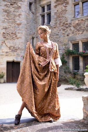 Original 1067 px/ 1600 px