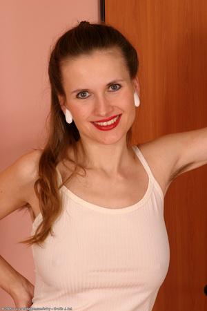 Original 682 px/ 1024 px