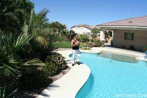 Original 900 px/ 600 px