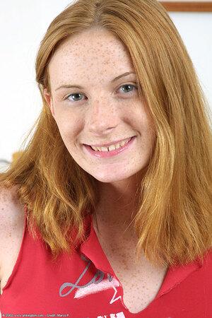 Original 682 px/ 1024 px