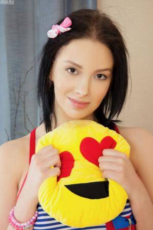 Original 854 px/ 1280 px