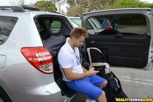 Original 900 px/ 601 px