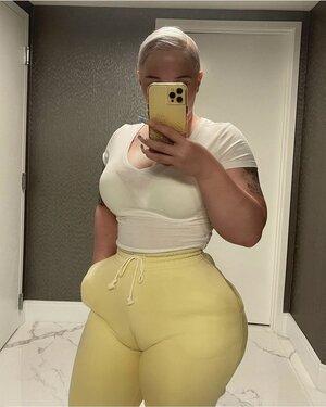 Original 1284 px/ 1606 px