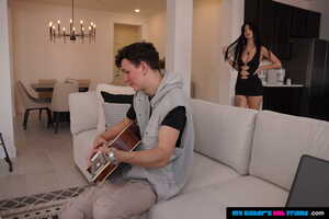 Original 2500 px/ 1667 px