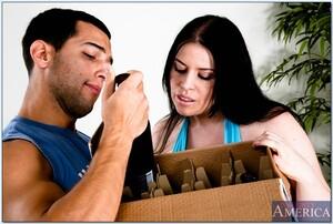 Original 850 px/ 571 px