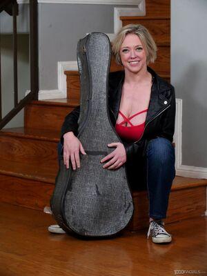 Original 1280 px/ 1707 px