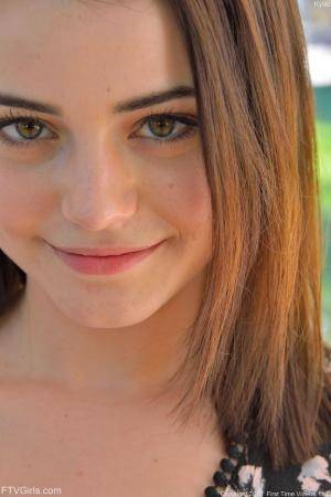 Original 852 px/ 1280 px