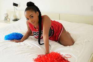 Original 2500 px/ 1670 px