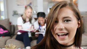 Original 900 px/ 505 px