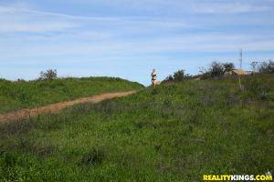 Original 2700 px/ 1800 px