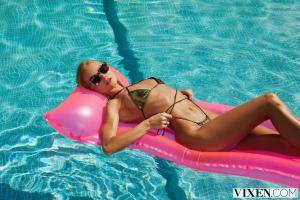 Original 3000 px/ 2000 px