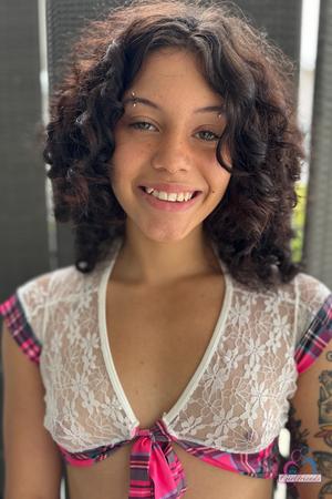 Original 2000 px/ 3000 px