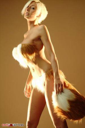 Original 634 px/ 950 px