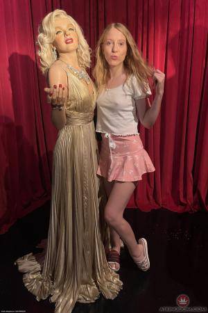 Original 2000 px/ 3000 px