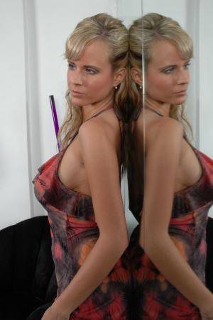 Original 660 px/ 993 px