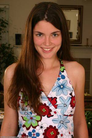 Original 682 px/ 1024 px