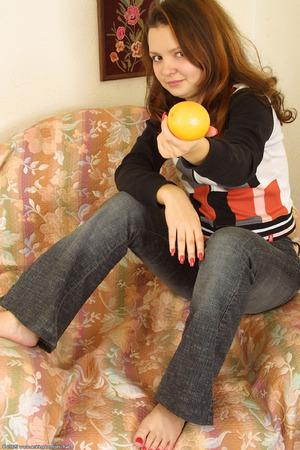 Original 682 px/ 1024 px